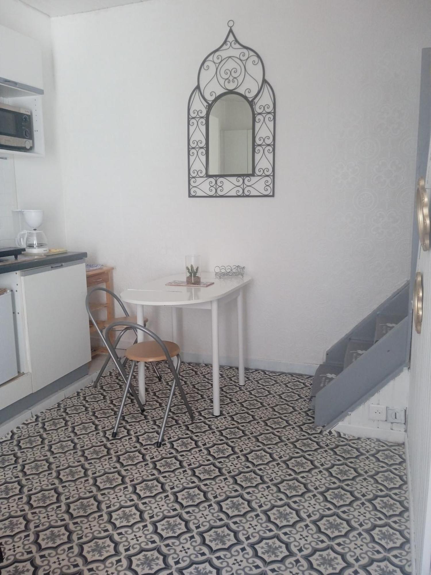 Petit Studio Sud Gare Рен Екстериор снимка